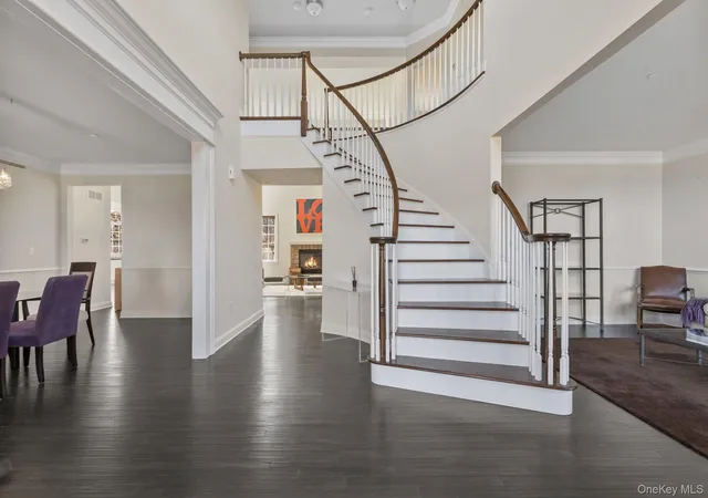 Photo 1 of Single family home for sale at 11 Fraydun Ln, Scarsdale, NY 10583 | MLS# 1060760 | Listing updated on 2026-10-10