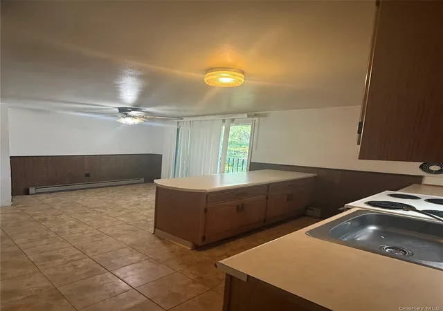 Listing Photo 4 - Condo for sale in building located at 508 Parr Mdw Dr, Newburgh, NY 12550 - Unit #5H
