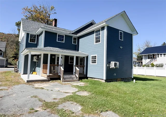 Photo 2 of Single family home for sale at 162 Rockland Rd, Roscoe, NY 12776 | MLS# 1060836 | Listing updated on 2026-10-12