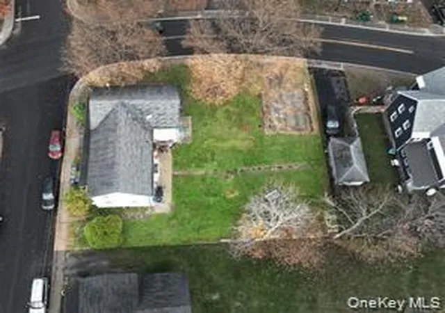 Photo 4 of House for sale at 4 Broadhead St, Wawarsing, NY 12428 | MLS# 1060845 | Listing updated on 2026-10-21