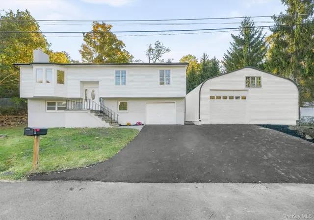 Photo 1 of Single family home for sale at 9 Wykagyl Ct, Kent, NY 10512 | MLS# 1060942 | Listing updated on 2026-10-22