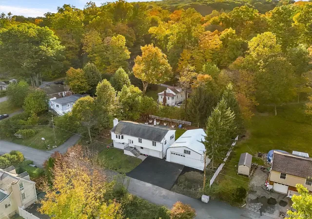 Photo 3 of Single family home for sale at 9 Wykagyl Ct, Kent, NY 10512 | MLS# 1060942 | Listing updated on 2026-10-22