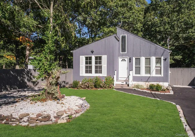 Photo 1 of Single family home for sale at 130 Auborn Ave, Shirley, NY 11967 | MLS# 1060944 | Listing updated on 2026-10-09