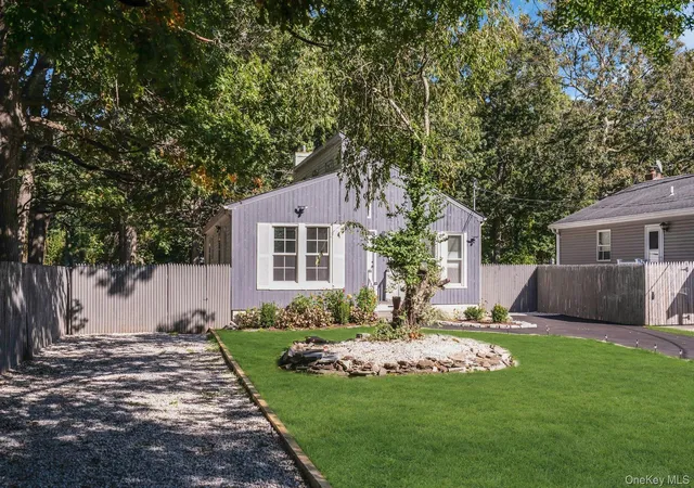 Photo 3 of Single family home for sale at 130 Auborn Ave, Shirley, NY 11967 | MLS# 1060944 | Listing updated on 2026-10-09