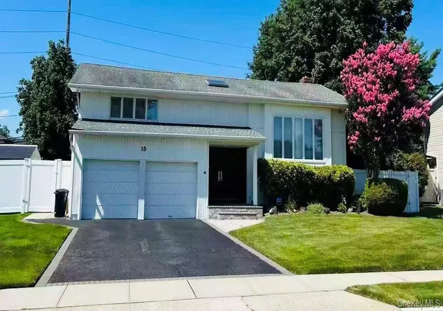 Single family home for sale at 15 Yates Ln, Oyster Bay, NY 11753 | MLS# 1060989