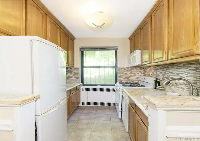 Condo for sale at 3017 Riverdale Ave #2J, Bronx, NY 10463 | MLS# 1061032
