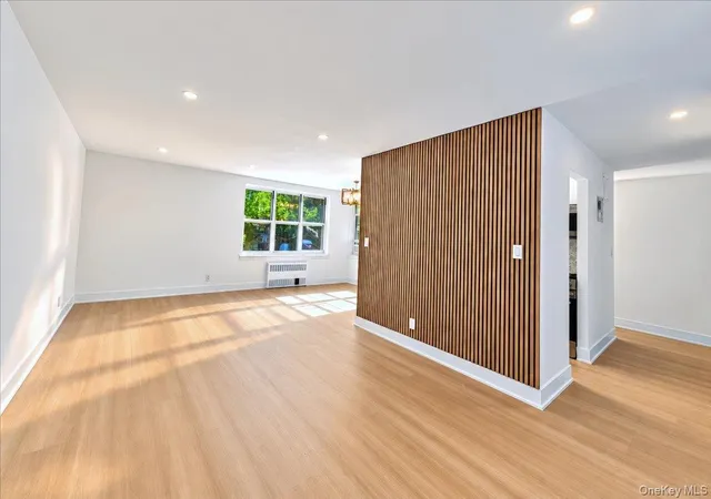 Listing Photo 4 - Condo for sale in building located at 1300 Midland Ave, Yonkers, NY 10701 - Unit #C26