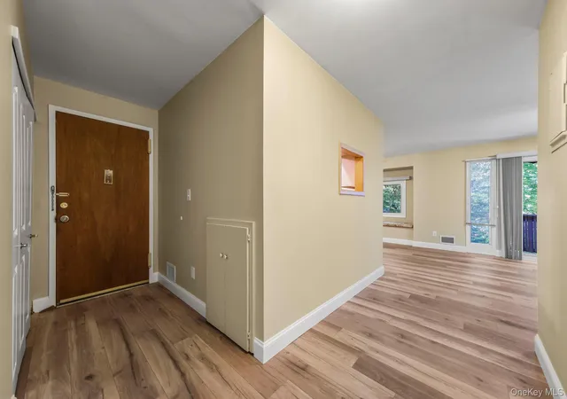 Listing Photo 3 - Condo for sale in building located at 59 Kirby Close, Yorktown, NY 10598 - Unit #D