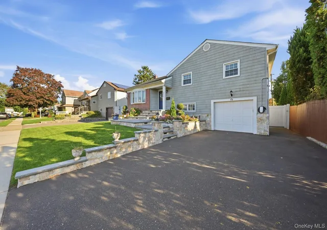 Photo 2 of Single family home for sale at 2624 Flower St, Westbury, NY 11590 | MLS# 1061069 | Listing updated on 2026-10-11