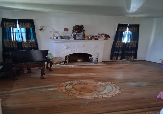 Photo 3 of Single family home for sale at 139 23 230 Street, Laurelton, NY 11413 | MLS# 1061074 | Listing updated on 2026-10-09