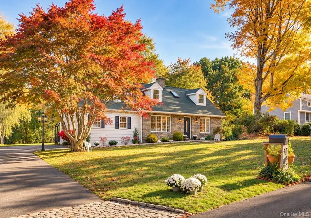 Photo 1 of Single family home for sale at 48 Glen Wood Rd, New Castle, NY 10546 | MLS# 1061075 | Listing updated on 2026-10-29