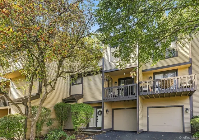 Photo 1 of Condo for sale at 125 Whitetail Cir, Ossining, NY 10562 | MLS# 1061081 | Listing updated on 2026-10-10