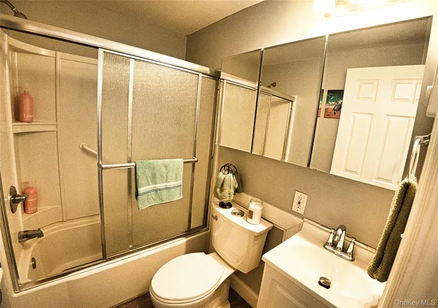 Photo 3 of Manufactured home for sale at 65a Village Green Cir W, Brookhaven, NY 11949 | MLS# 1061085 | Listing updated on 2026-10-10