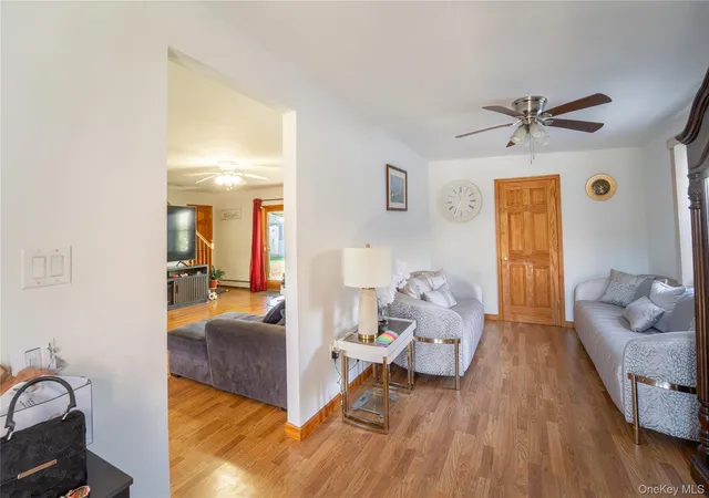 Photo 3 of Single family home for sale at 220 Jerusalem Ave, Oyster Bay, NY 11801 | MLS# 1061103 | Listing updated on 2026-10-11
