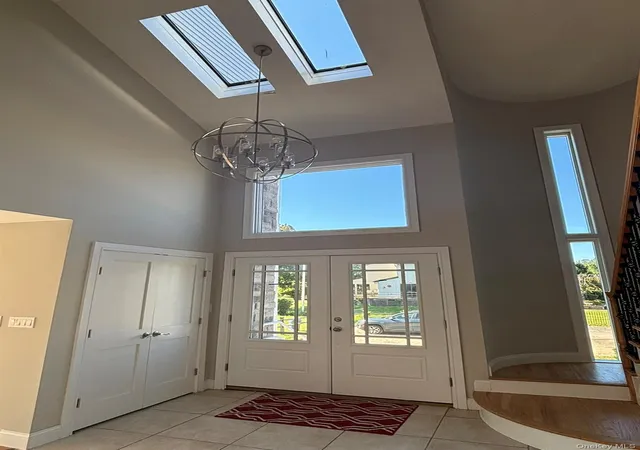Photo 4 of Single family home for sale at 35 Adams Ave, Bayville, NY 11709 | MLS# 1061133 | Listing updated on 2026-10-11