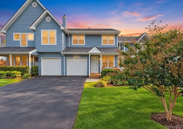 Photo 2 of Condo for sale at 41 Maple Wing Dr, Central Islip, NY 11722 | MLS# 1061161 | Listing updated on 2026-10-10