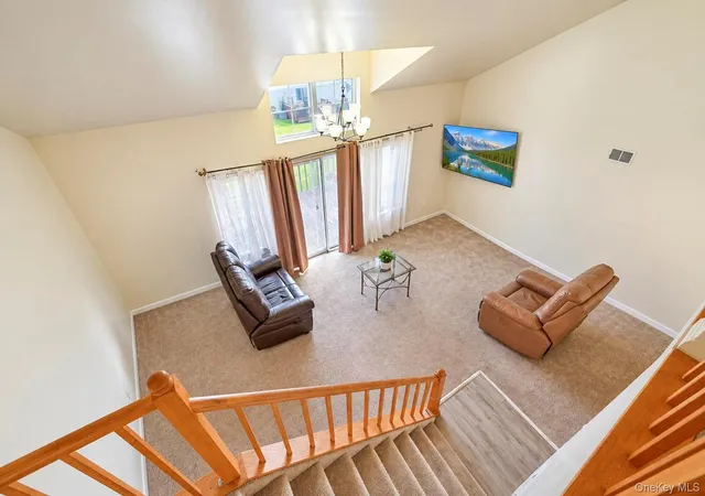 Listing Photo 5 - Condo for sale in building located at 41 Maple Wing Dr, Central Islip, NY 11722