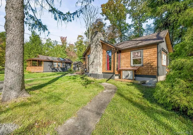 Photo 3 of Single family home for sale at 2 Hazelwood Rd, Wurtsboro, NY 12790 | MLS# 1061164 | Listing updated on 2026-10-10