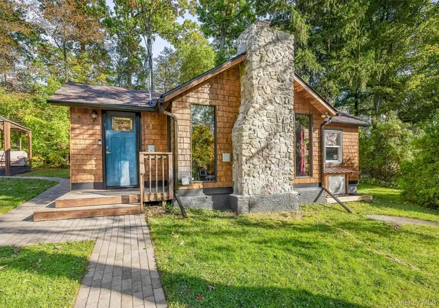 Photo 4 of Single family home for sale at 2 Hazelwood Rd, Wurtsboro, NY 12790 | MLS# 1061164 | Listing updated on 2026-10-10