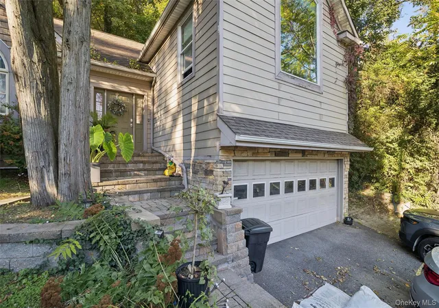 Single family home for sale at 379 E Main St, Centerport, NY 11721 | MLS# 1061170