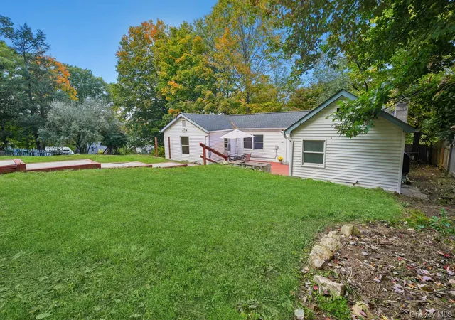 Photo 3 of Single family home for sale at 12 Crest Dr, Carmel, NY 10541 | MLS# 1061197 | Listing updated on 2026-10-11