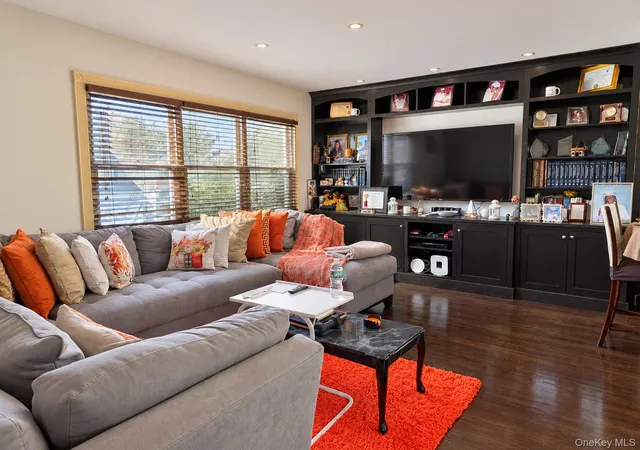 Photo 3 of House for sale at 2334 Oceancrest Blvd, Far Rockaway, NY 11691 | MLS# 1061207 | Listing updated on 2026-10-11