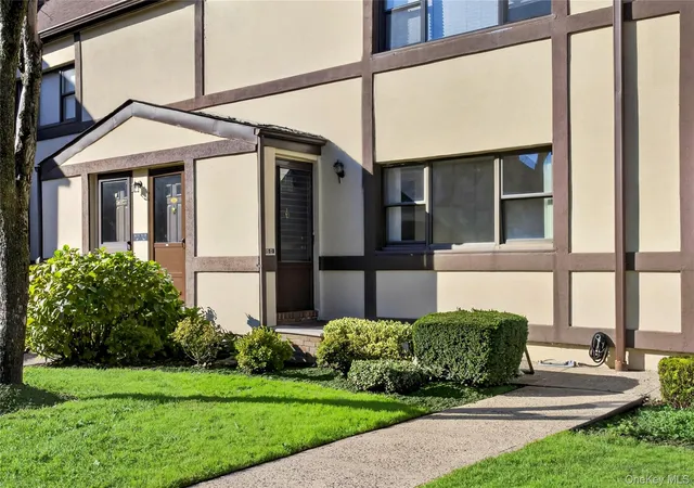 Photo 3 of Condo for sale at 115 15th Street #C1, Hempstead, NY 11530 | MLS# 1061253 | Listing updated on 2026-10-21