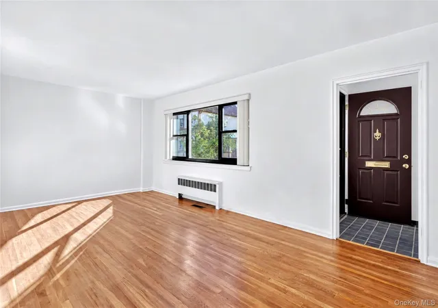Listing Photo 4 - Condo for sale in building located at 115 15Th St, Hempstead, NY 11501 - Unit #C1