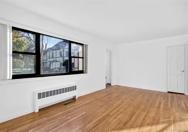 Listing Photo 5 - Condo for sale in building located at 115 15Th St, Hempstead, NY 11501 - Unit #C1