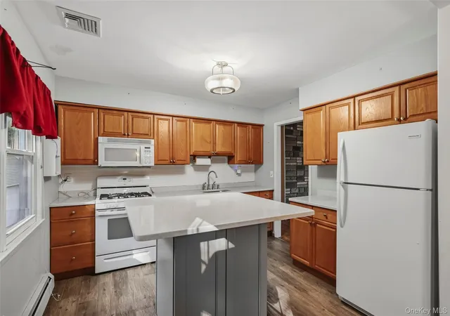 Photo 3 of Single family home for sale at 22 Amy Todt Dr, Monroe, NY 10950 | MLS# 1061258 | Listing updated on 2026-10-23
