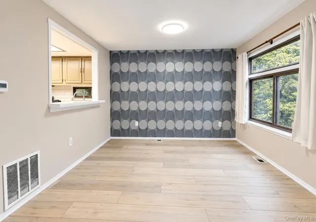 Photo 3 of Condo for sale at 83 Treetop Cir, Clarkstown, NY 10954 | MLS# 1061289 | Listing updated on 2026-10-12