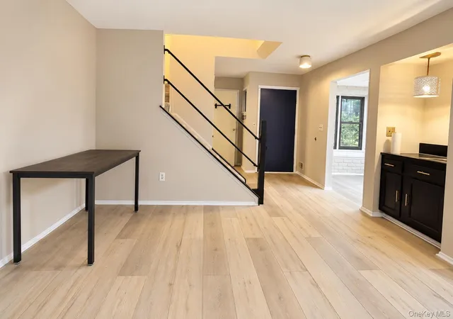 Photo 4 of Condo for sale at 83 Treetop Cir, Clarkstown, NY 10954 | MLS# 1061289 | Listing updated on 2026-10-12