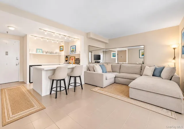 Photo 4 of Condo for sale at 100 W Broadway #4N, Long Beach, NY 11561 | MLS# 1061400 | Listing updated on 2026-10-19