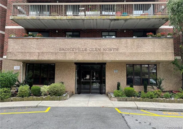 Photo 2 of Condo for sale at 1374 Midland Ave #402, Yonkers, NY 10708 | MLS# 1061437 | Listing updated on 2026-10-24