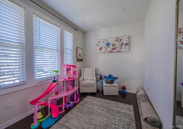 Photo 4 of House for sale at 27 Otsego St, Yonkers, NY 10704 | MLS# 1061439 | Listing updated on 2026-10-27