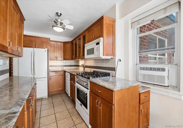 Photo 3 of House for sale at 235 Garth Rd #D6A, Eastchester, NY 10583 | MLS# 1061480 | Listing updated on 2026-10-21