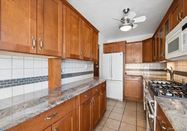 Photo 4 of House for sale at 235 Garth Rd #D6A, Eastchester, NY 10583 | MLS# 1061480 | Listing updated on 2026-10-21