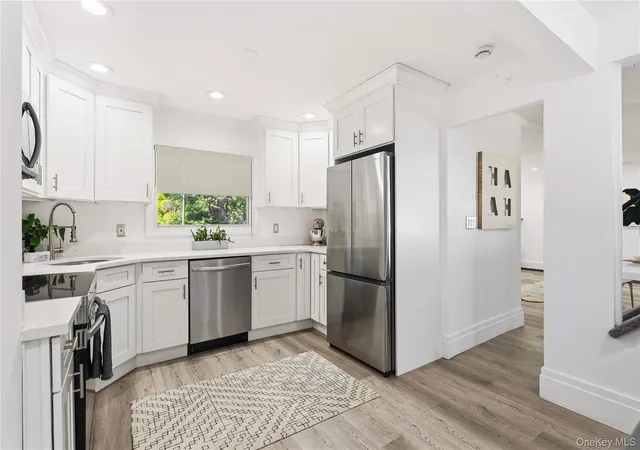 Photo 3 of Single family home for sale at 7 Charm City Dr, Port Jefferson Station, NY 11776 | MLS# 1061522 | Listing updated on 2026-10-12