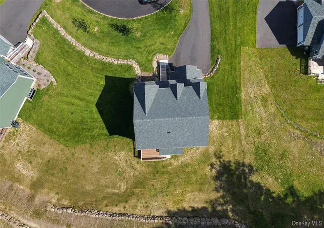 Photo 2 of Single family home for sale at 79 Frank St, New Windsor, NY 12553 | MLS# 1061551 | Listing updated on 2026-10-24
