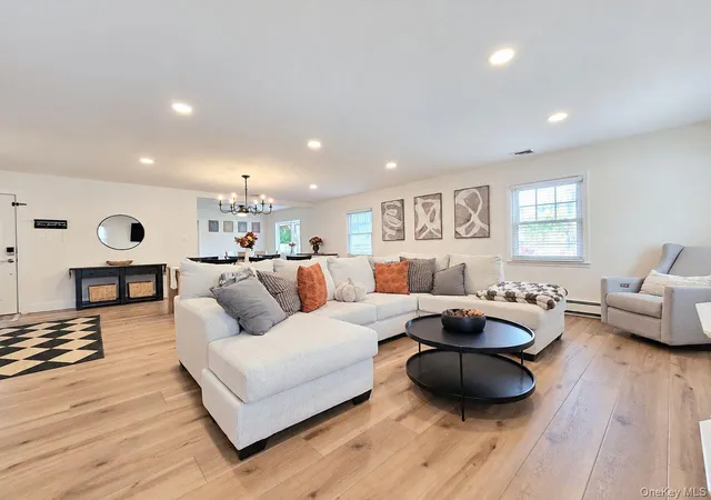 Photo 4 of Single family home for sale at 25 Stratton Ln, Brookhaven, NY 11790 | MLS# 1061646 | Listing updated on 2026-10-17