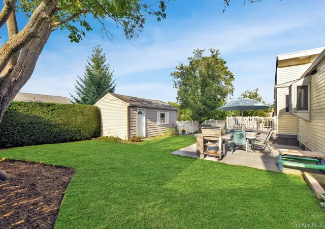 Photo 1 of Single family home for sale at 1040 4th Street, West Babylon, NY 11704 | MLS# 1061650 | Listing updated on 2026-10-29