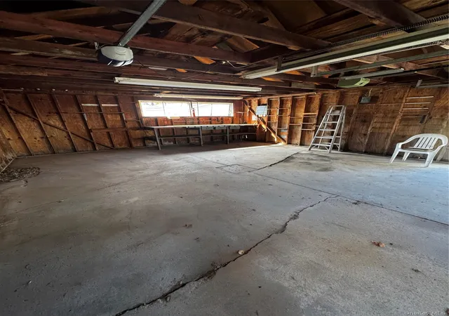 Photo 4 of House for sale at 168 Lake St #0, South Fallsburg, NY 12779 | MLS# 1061699 | Listing updated on 2026-10-12