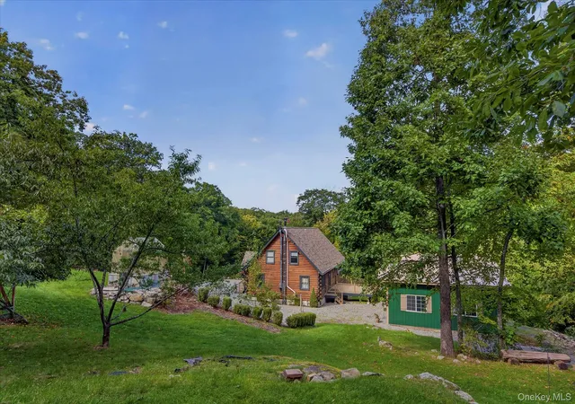 Photo 28 of Single family home for sale at 947 E Mountain Rd S, Philipstown, NY 10516 | MLS# 1061762 | Listing updated on 2026-10-17