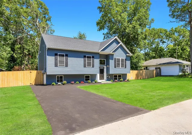 Photo 3 of Single family home for sale at 29 Dana Ave, Mastic, NY 11950 | MLS# 1061771 | Listing updated on 2026-10-13