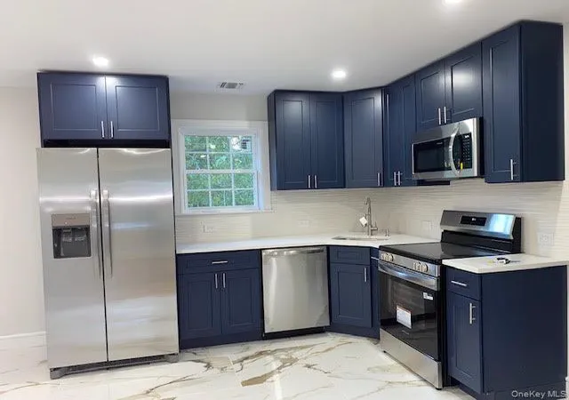 Photo 3 of Single family home for sale at 14 Split Cedar, Islip, NY 11749 | MLS# 1061787 | Listing updated on 2026-10-13