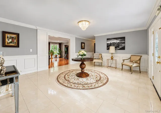 Photo 3 of Single family home for sale at 31 Brendon Hl Rd, Scarsdale, NY 10583 | MLS# 1061797 | Listing updated on 2026-10-18