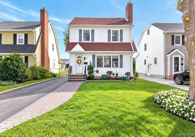 Single family home for sale at 40 Cambridge Ave, Hempstead, NY 11530 | MLS# 1061812 | Listing updated on 2026-10-13