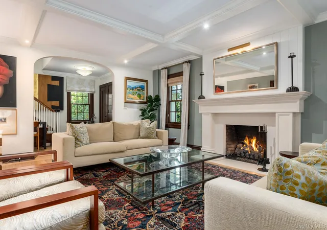 Photo 4 of Single family home for sale at 49 Beechmont Ave, Yonkers, NY 10708 | MLS# 1061856 | Listing updated on 2026-10-23