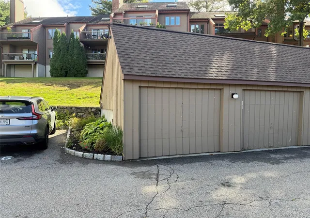 Photo 22 of Condo for sale at 1408 Eagle Bay Dr, Ossining, NY 10562 | MLS# 1061876 | Listing updated on 2026-10-21