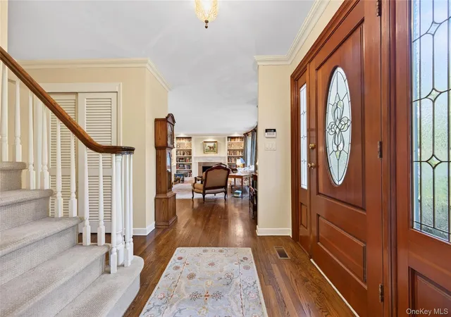 Photo 2 of Single family home for sale at 18 Sills Ct, Huntington, NY 11721 | MLS# 1061904 | Listing updated on 2026-10-21